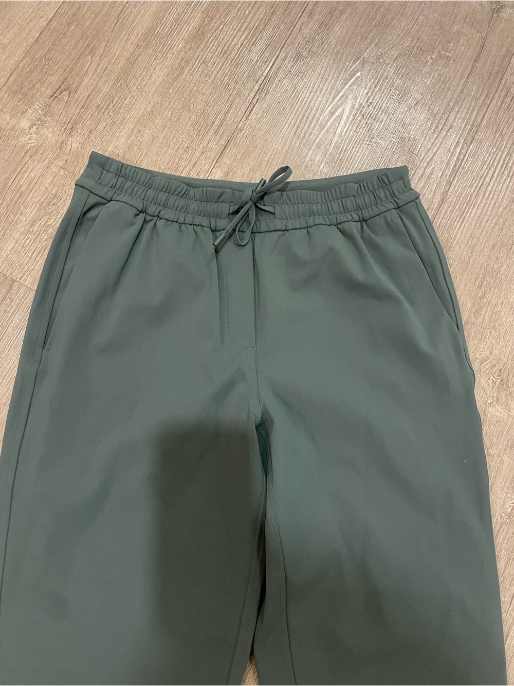 NWOT Lululemon Tapered-Leg Mid-Rise 7/8 Pant *Luxtreme in Dark Forest - Picture 9 of 10